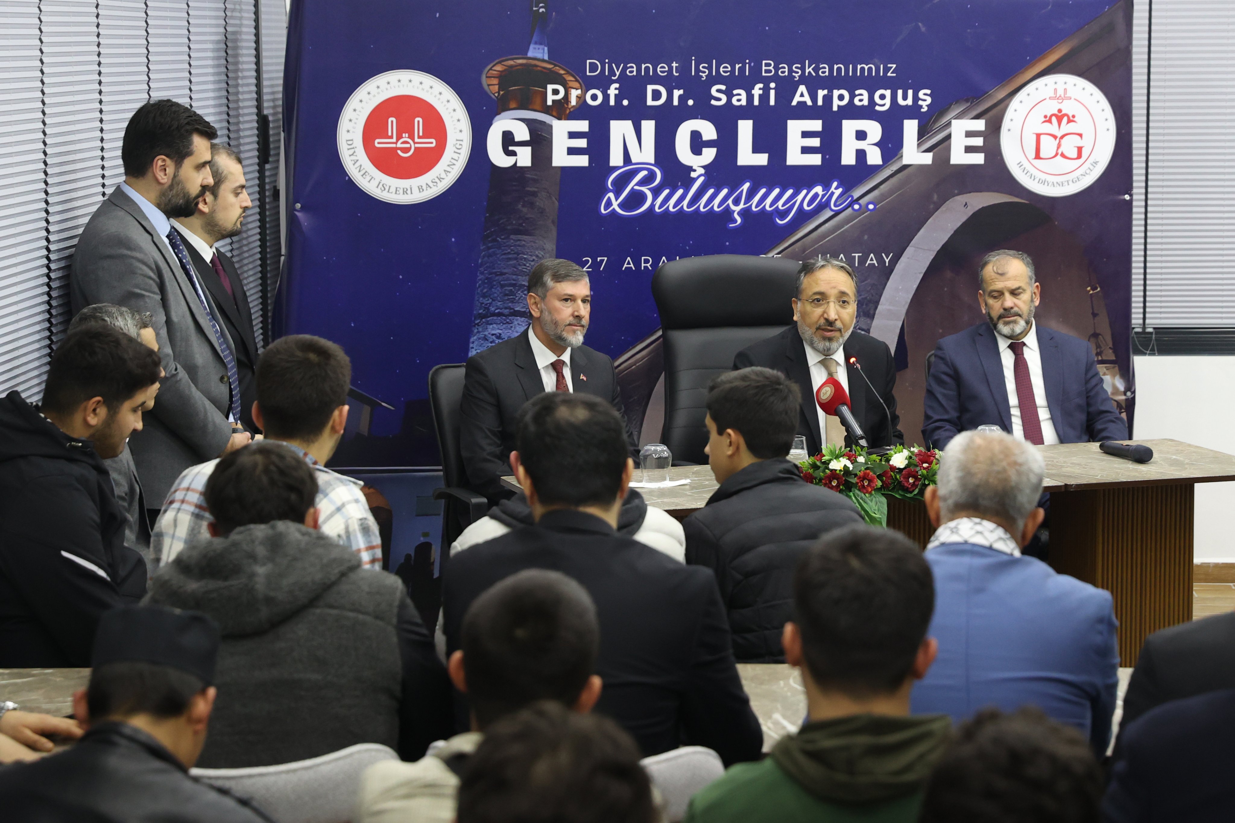 Başkan Arpaguş, Hatay’da gençlerle buluştu