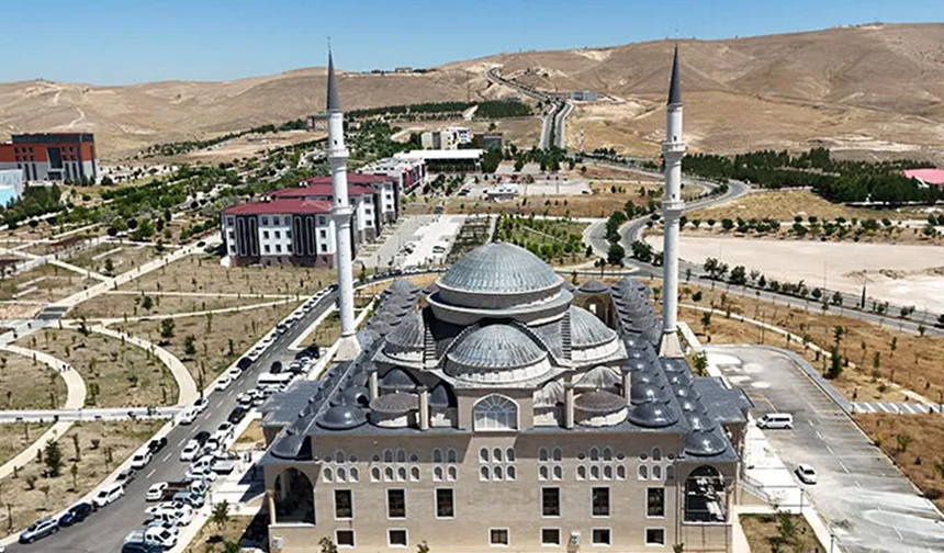 Batman Üniversite Cami Açıldı 44