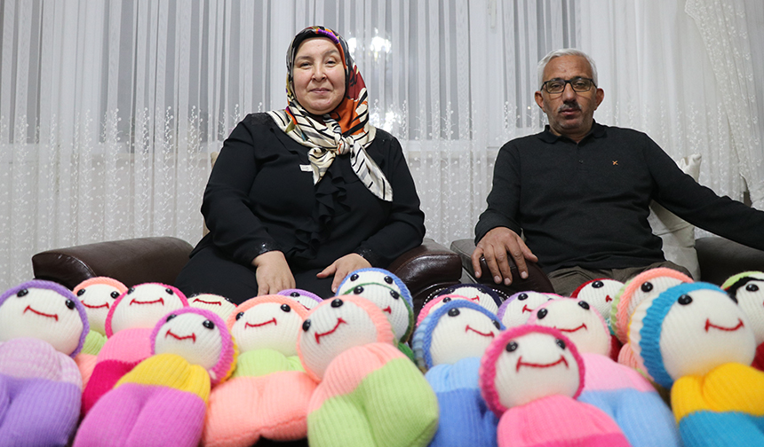 Bebekleriyle Çocukları Sevindiriyor 55