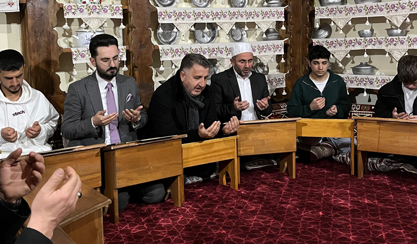 Darul Huffaz 1001 Hatim 55