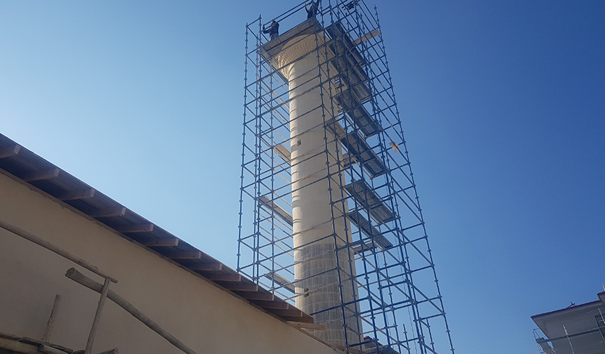 Depremde Hasar Gören Cami 22