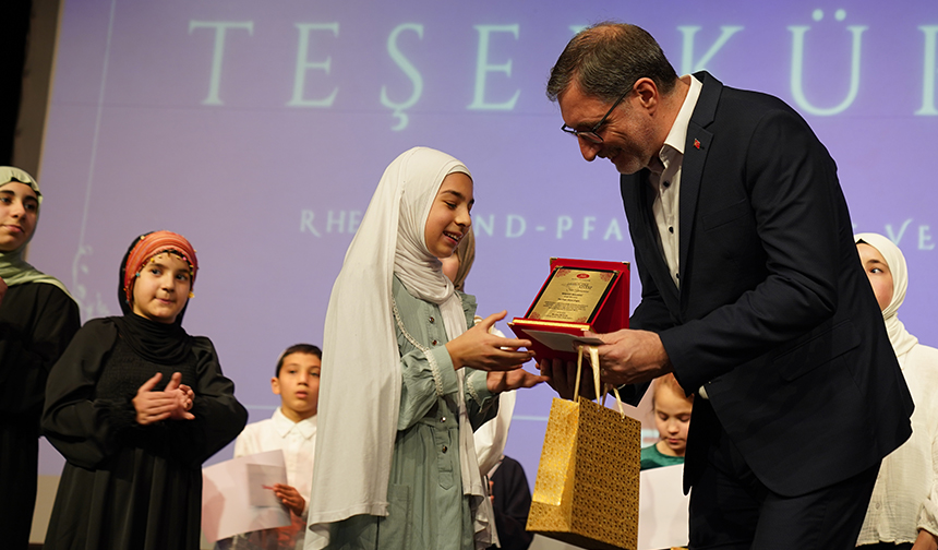 Ditib Yedi Güzel Adam Yarışma 77