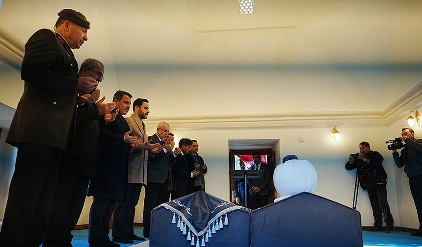 Gazi Süleyman Paşa Türbesi 33