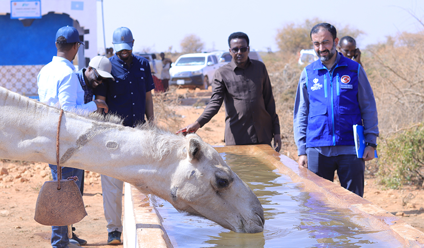 TDV, Somali’de inşa edilen su kuyusu ve vakıf çeşmelerini hizmete açtı
