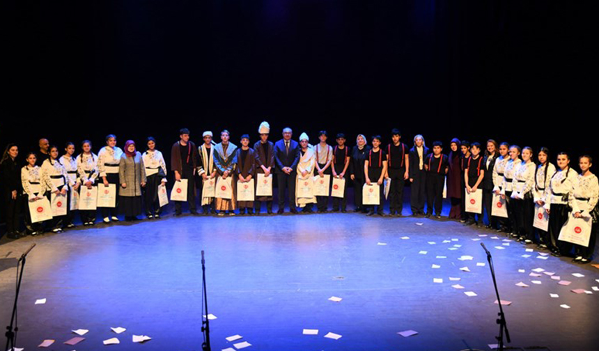 Tekirdağ Altın Çağ Tiyatro 44