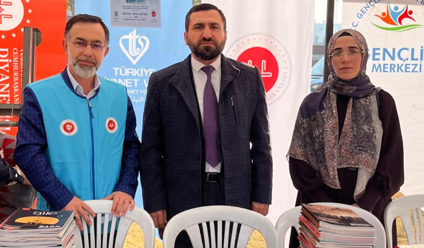 Toprakkale’de aile standına ilgi