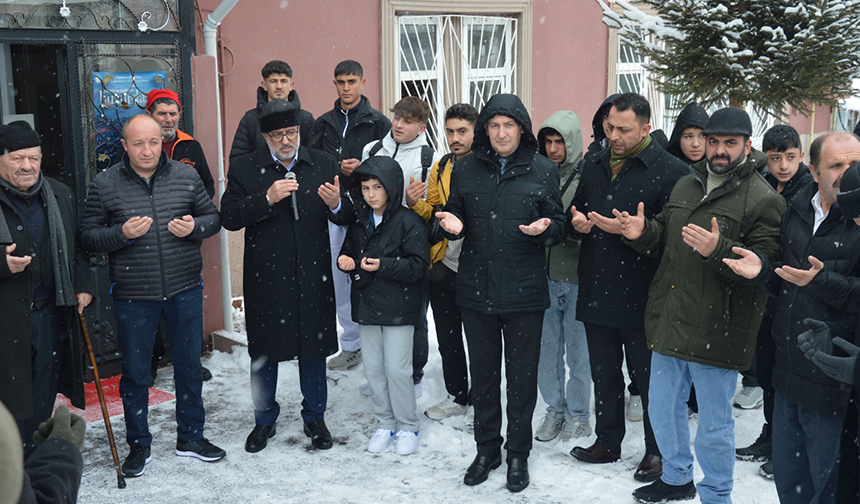 Ardahan Hafız Umre 22