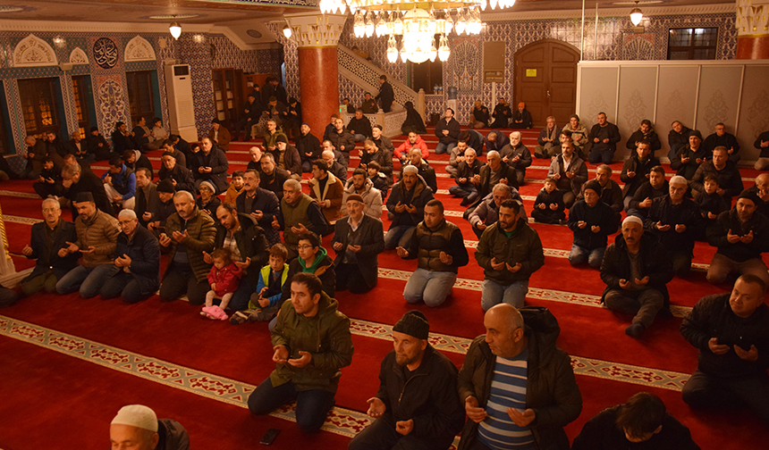 Bolat Miraç Gecesi Ilahi Rahmet Vesilesidir 3