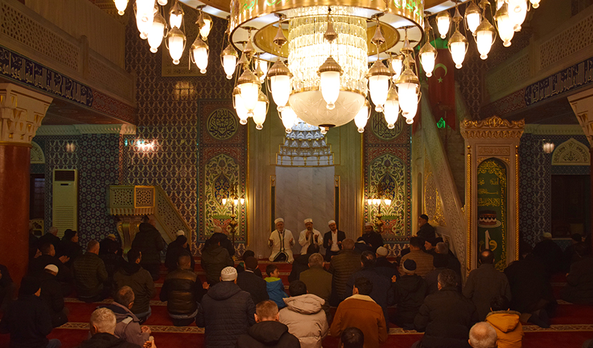 Bolat Miraç Gecesi Ilahi Rahmet Vesilesidir 9