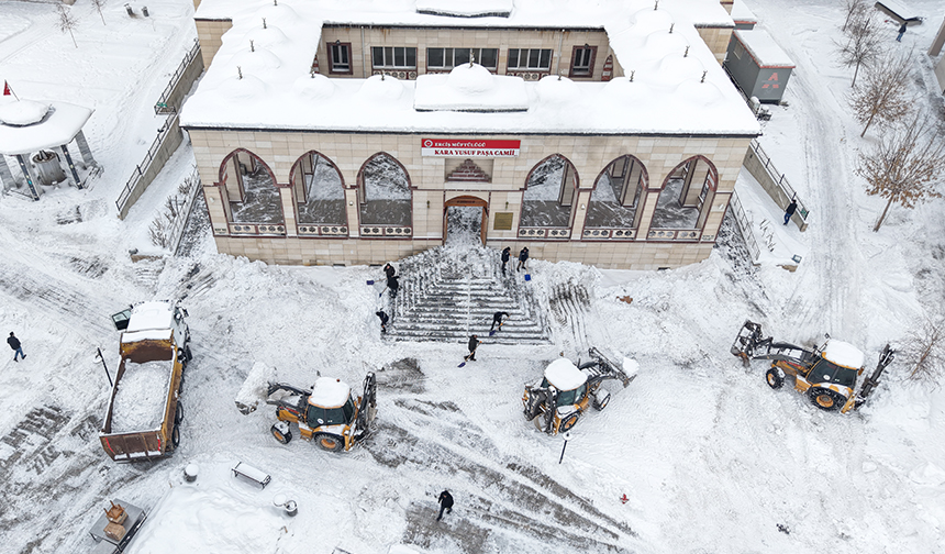 Cami Kar Temizliği 22