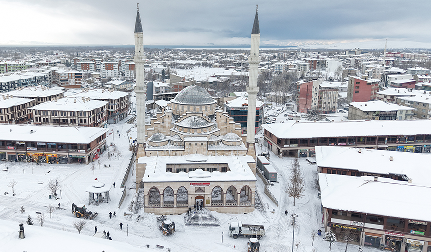 Cami Kar Temizliği 33