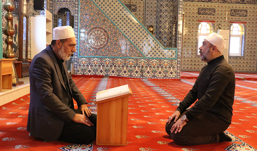 Imam Komsudan Etkilendi Hafız Oldu 22