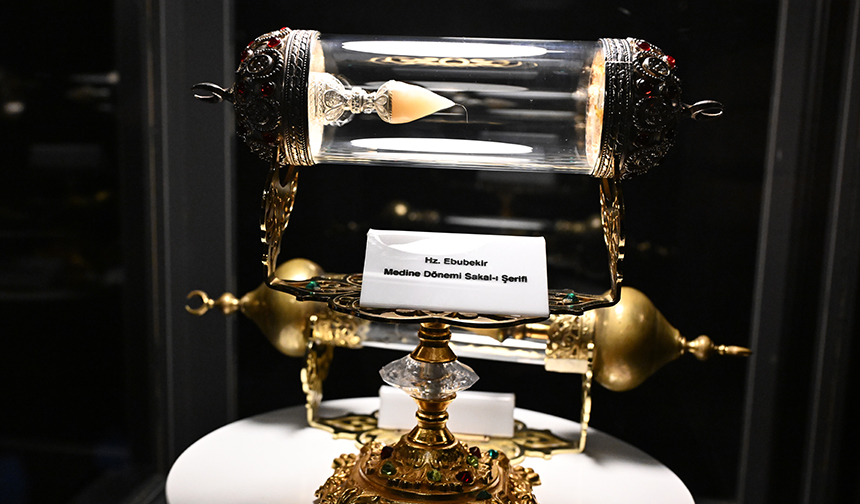 M U K A D D E S E M A N E T L E R 33