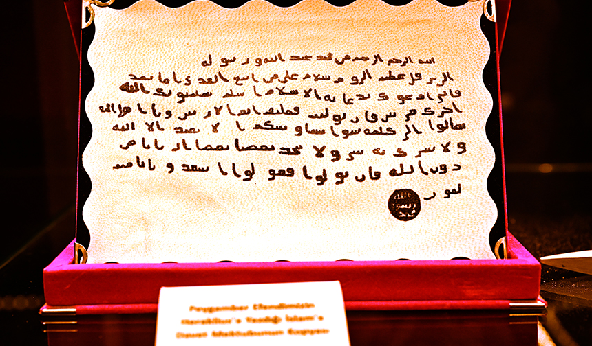 M U K A D D E S E M A N E T L E R 77