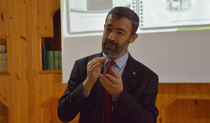 Umre Yolcularına Hazırlık Semineri Düzenlendi 4