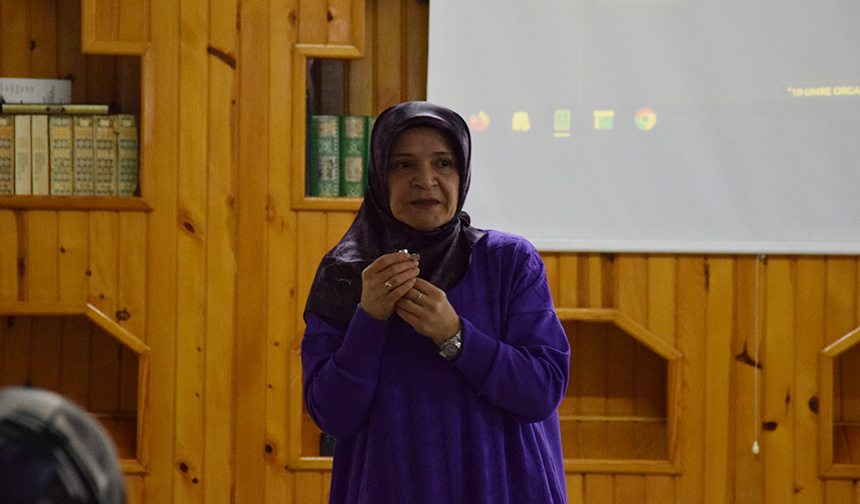 Umre Yolcularına Hazırlık Semineri Düzenlendi 6