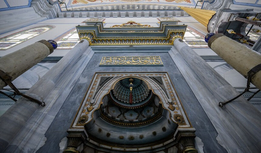 A Y A Z M A C A M İ M İ H R A B 11