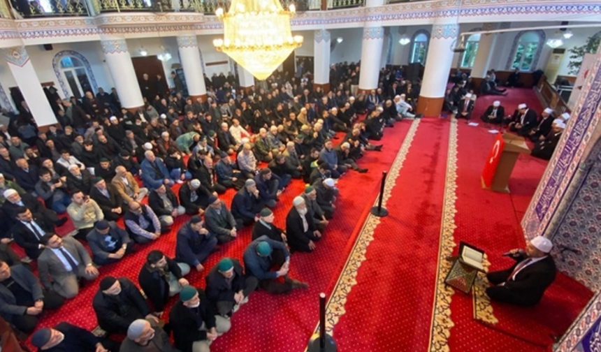 Bayraklı Dua Programı 22