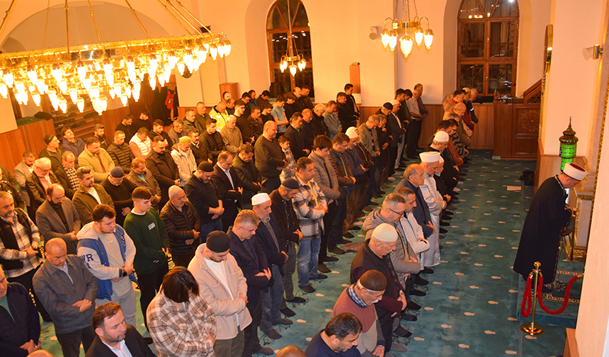 Giresunda İlk Teravih Namazı Kılındı 2