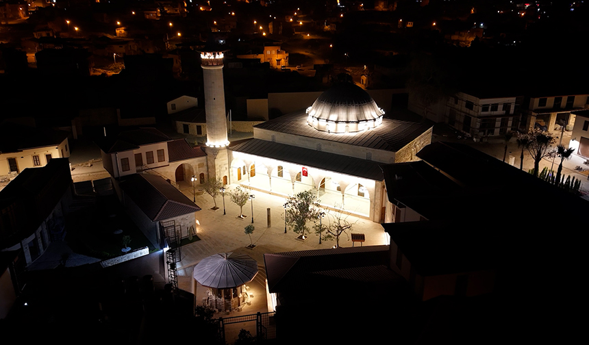 Habibi Neccar Cami 11