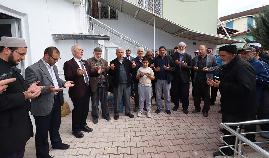 Hayır Çarşısı Karatay 33