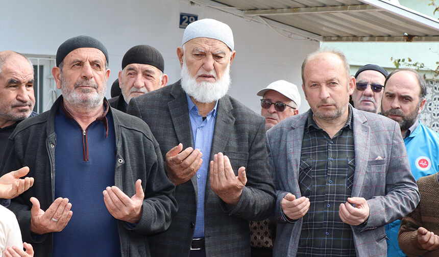 Hayır Çarşısı Karatay 44