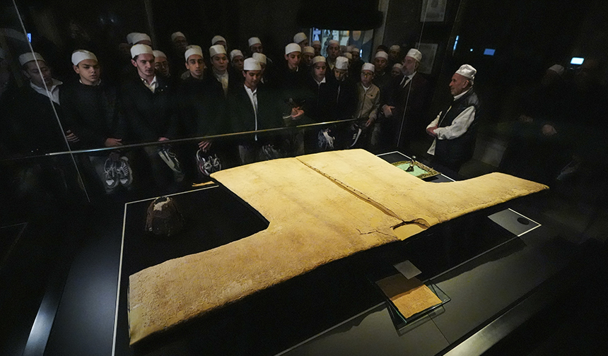 Hırka I Şerif Ziyarete Açıldı 22