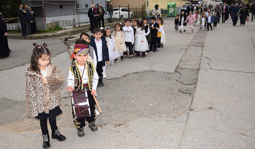 Minik Yüreklerden Ramazan Alayı 4