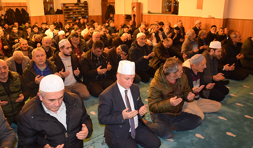 Müftü Kılıçbay Berat Gecesi Mağfiret Vesilesidir 12