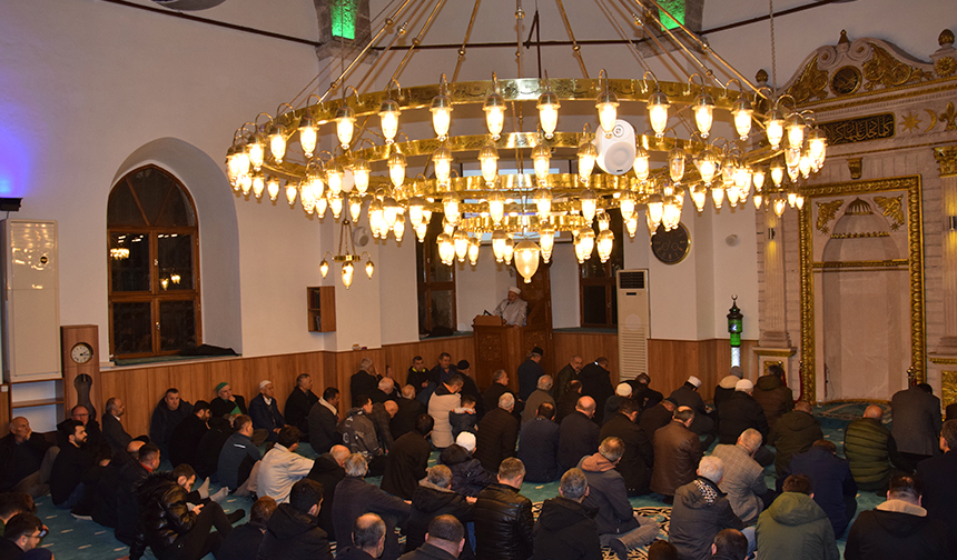 Müftü Kılıçbay Berat Gecesi Mağfiret Vesilesidir 8