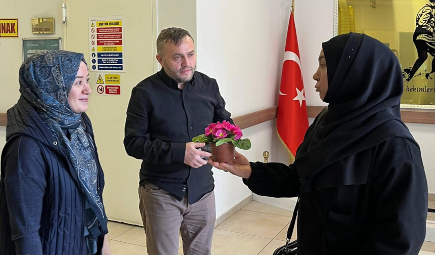 Ramazan Iklimi Çiçeklerle Yaşatıldı 2