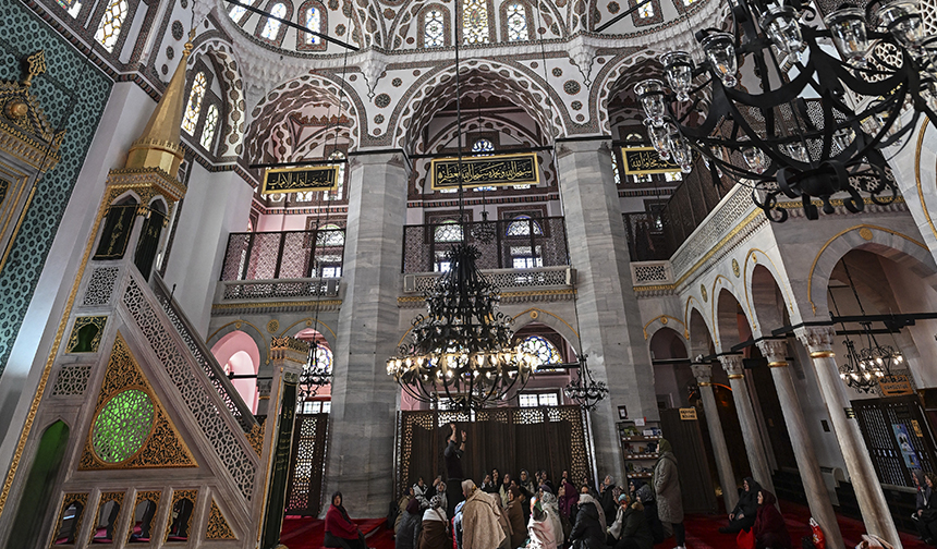 Validei Cedid Cami 11