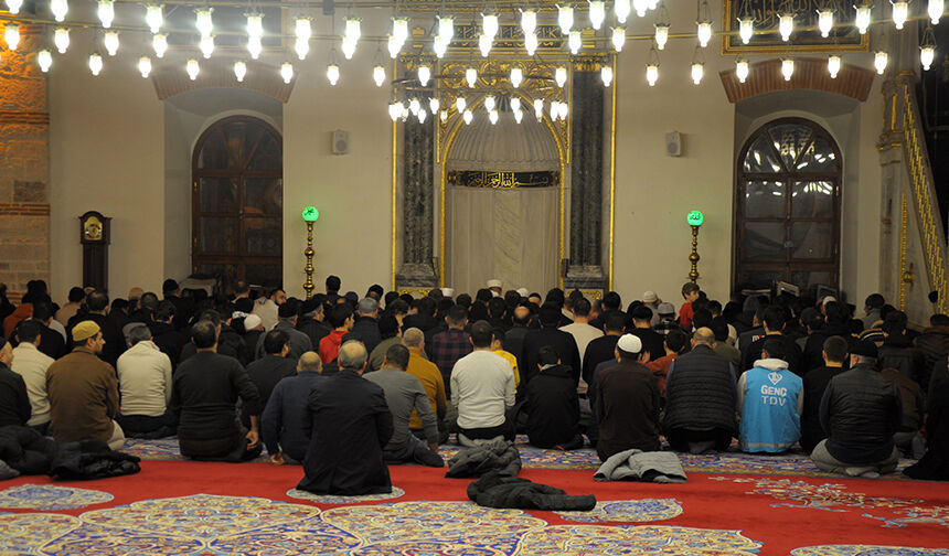 Balıkesir Genç Teravih 22