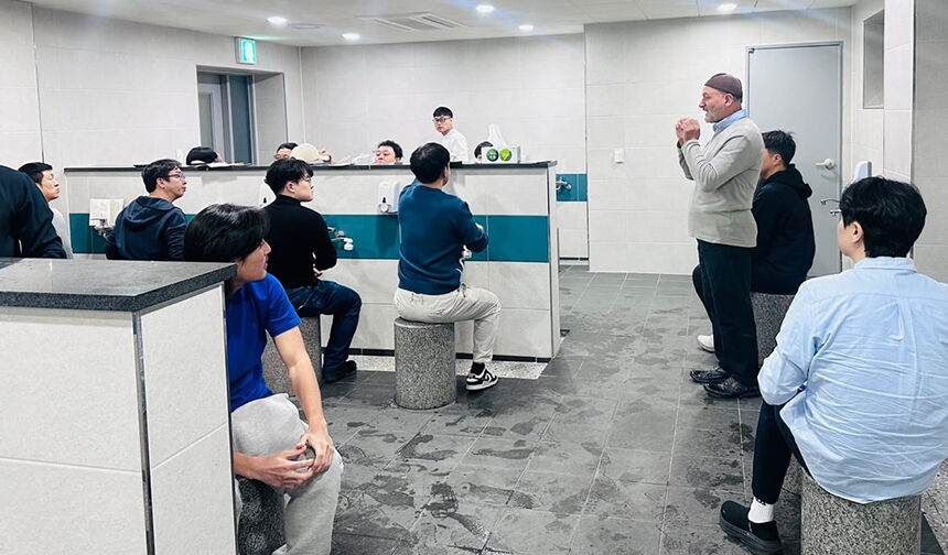 G Ü N E Y K O R E İ S L A M 55