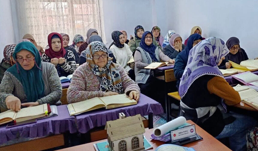 Görele’de Ramazan Mukabelelerine Yoğun Ilgi 4