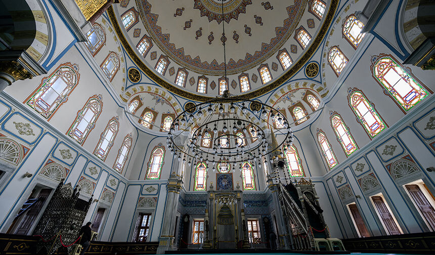 H A M İ D İ E V V E L C A M İ 44