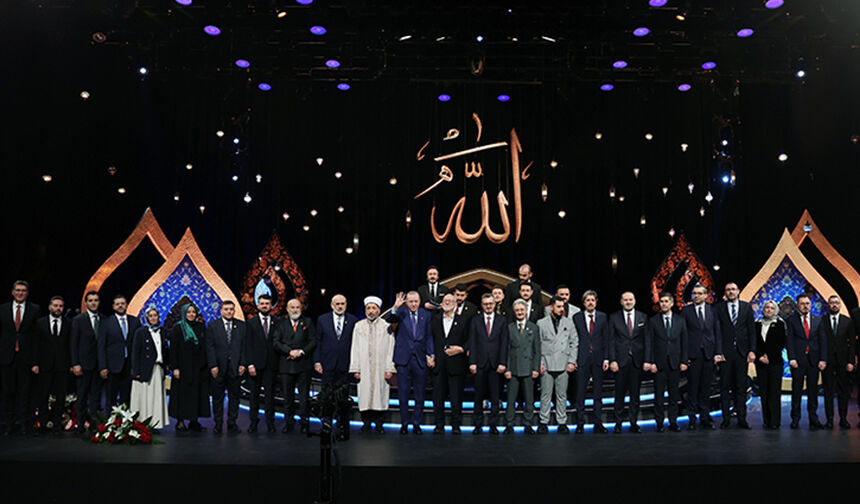 Kur'an-ı Kerim'i Güzel Okuma Yarışması'nda ödüller sahiplerini buldu