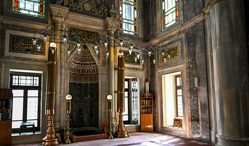 Laleli Cami 22