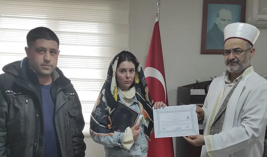 M E R S İ N İ H T İ D A 22