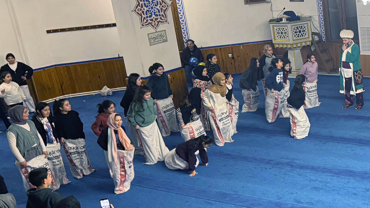 Nasreddin Hoca Ümraniye’de Çocuklarla Buluştu03