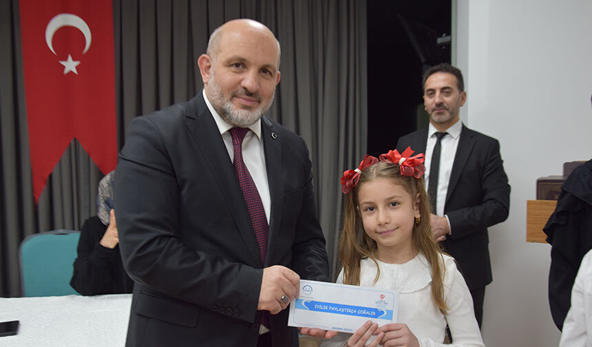 Öğrenciler İstiklal Marşını En Güzel Şekilde Okumak İçin Yarıştılar 23