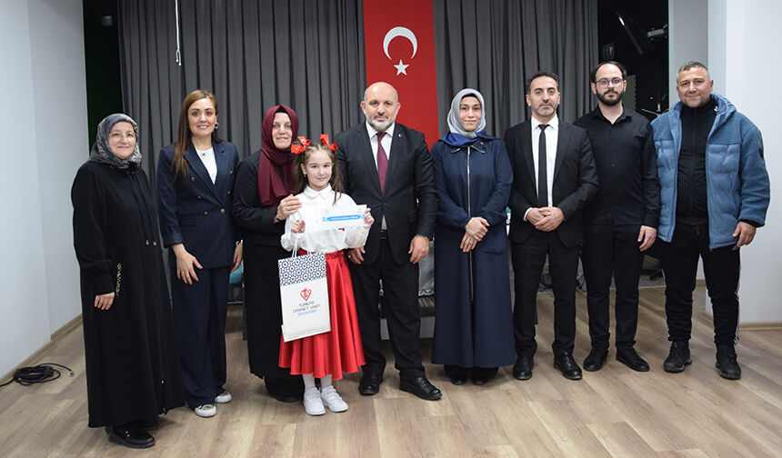 Öğrenciler İstiklal Marşını En Güzel Şekilde Okumak İçin Yarıştılar 27