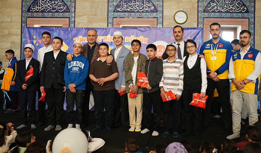 Adana Cami Çocuk 22
