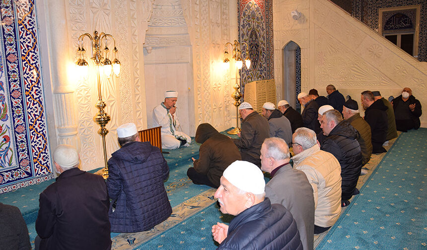 Dua Kulluğun Şiarındandır 3