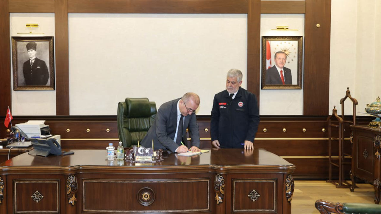 Elazığ Valisi Kurban Bağışı 22