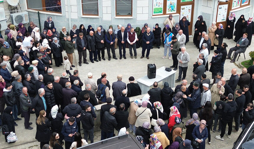 Giresun’da Hacı Adayları Dualarla Yola Çıktı 3