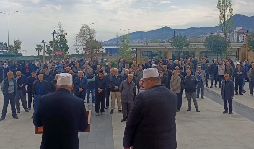 Giresun’da Hacı Adayları Dualarla Yola Çıktı 5