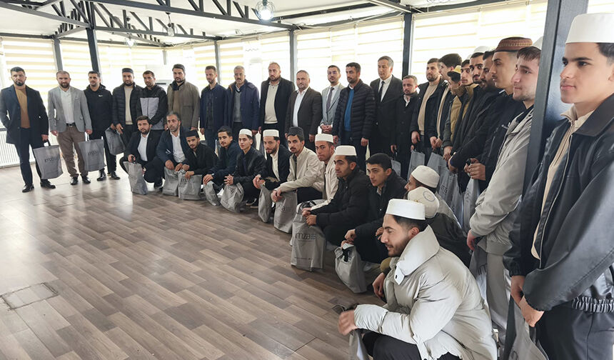 Hakkari Hac Semineri 33