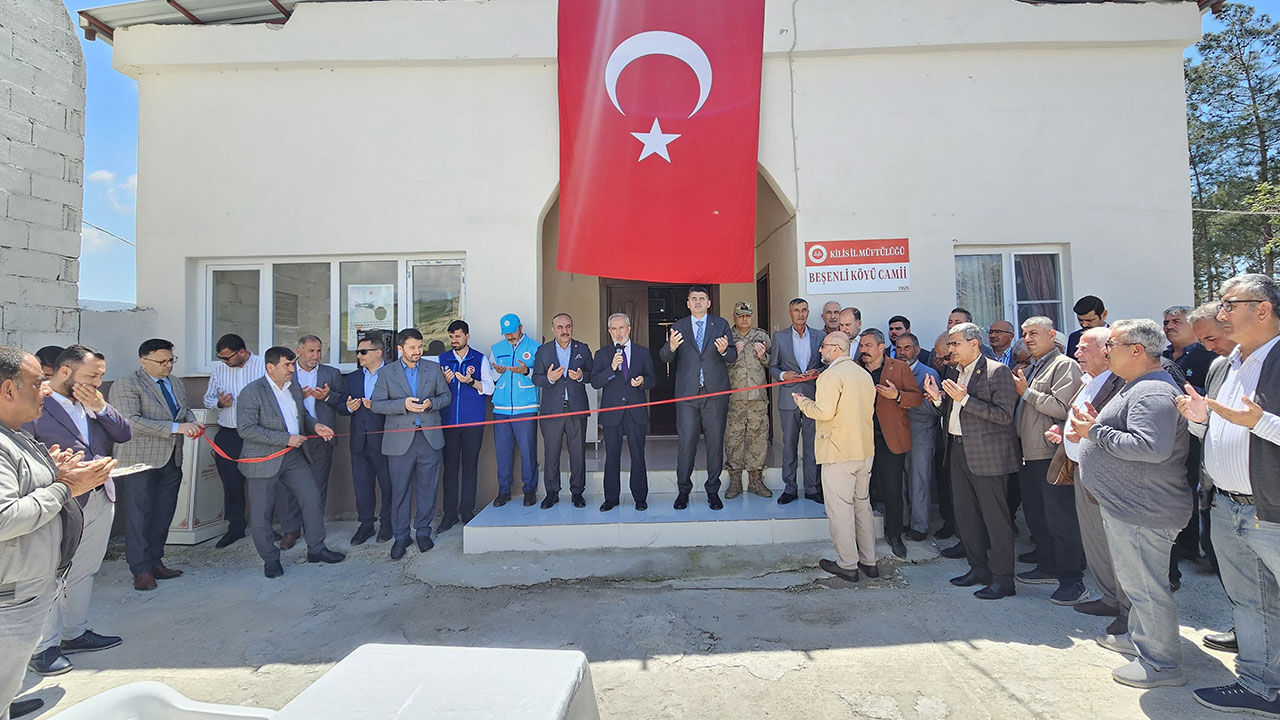 Beşenli Köyü Camii dualarla açıldı