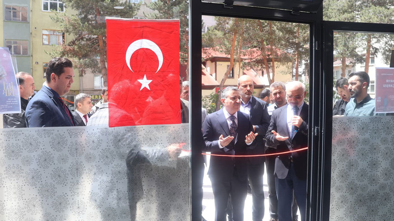 Gumushane Hayır Carsısı 11